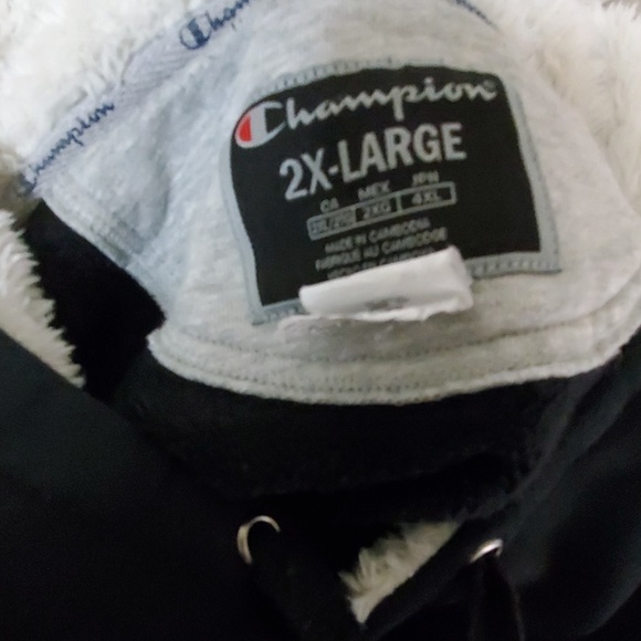 💯 Champion sweater - Picture 4 of 5